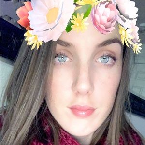 Meet your Posher, Lauren